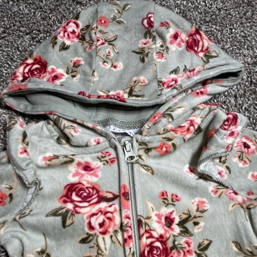 Nicole Miller Baby Girl Floral Footie Onesie Size 0-3 Months